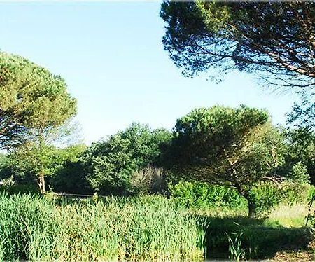 Bed and breakfast Le Petit Chateau Argoumbat